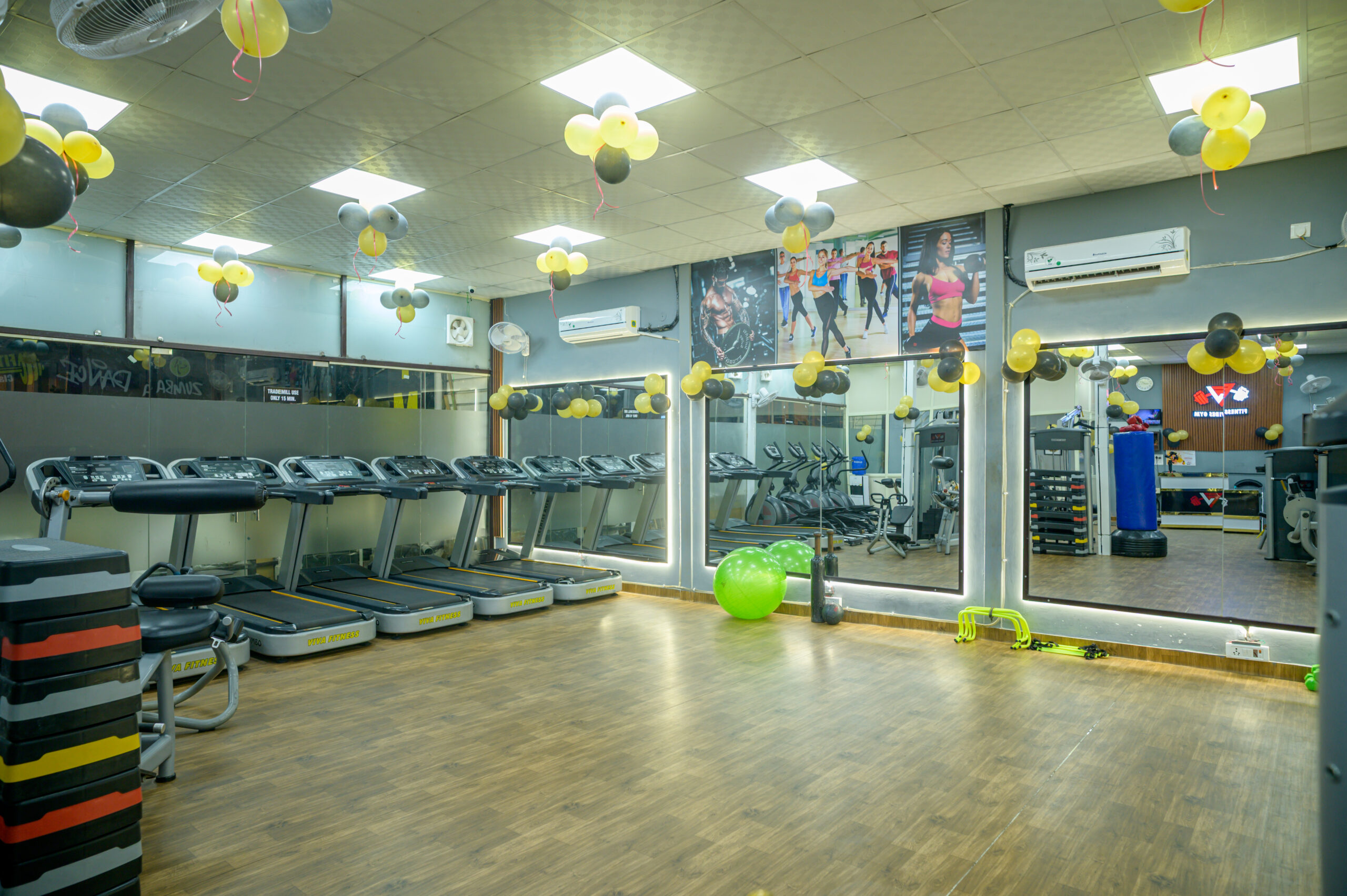 Fitness Vibes Gym in Vishwas Nagar