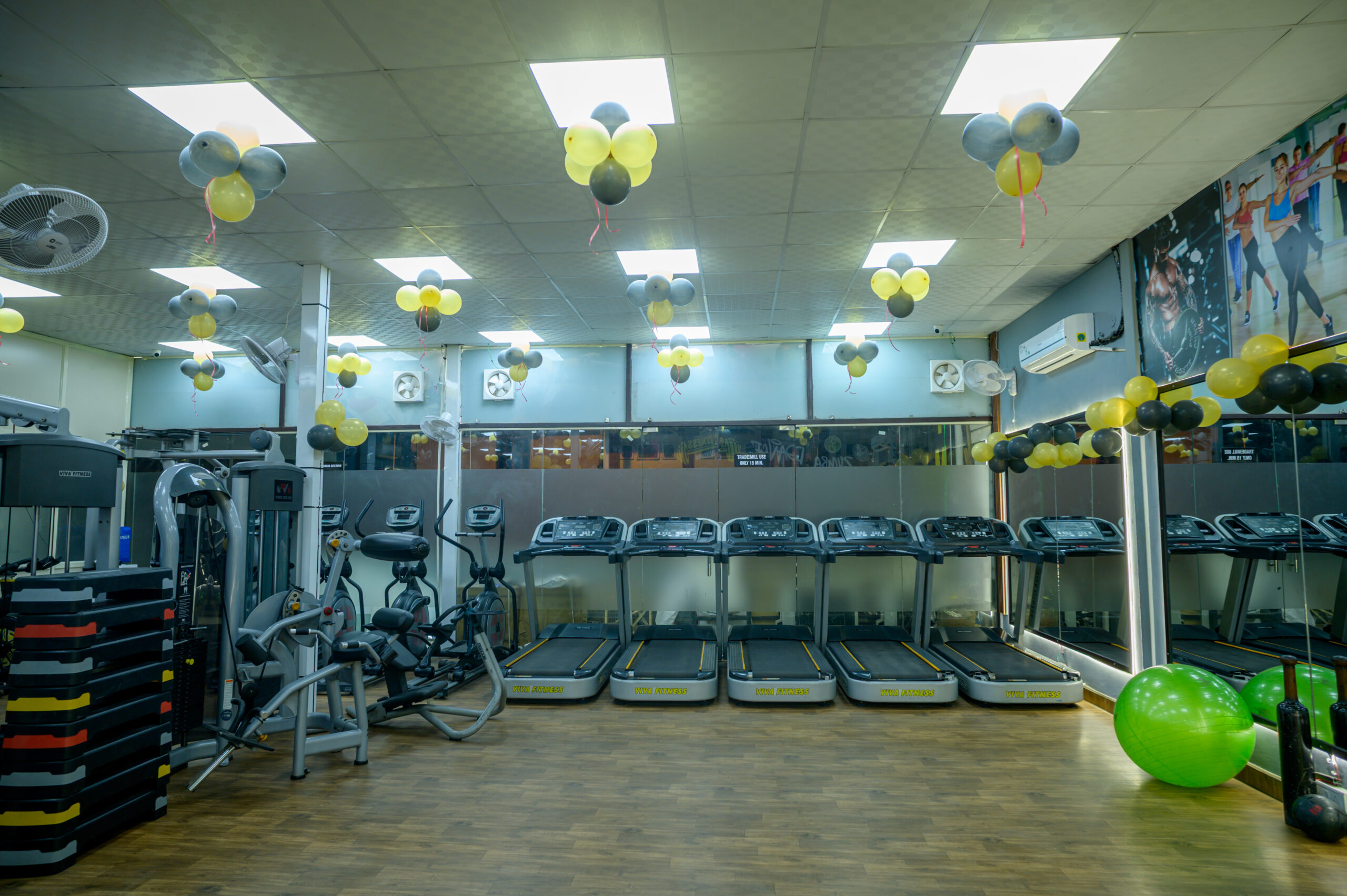 Fitness Vibes Gym in Vishwas Nagar